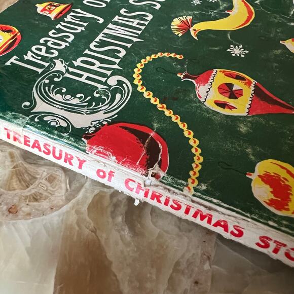 Treasury of Christmas Stories 1960 - Picture 4 of 11